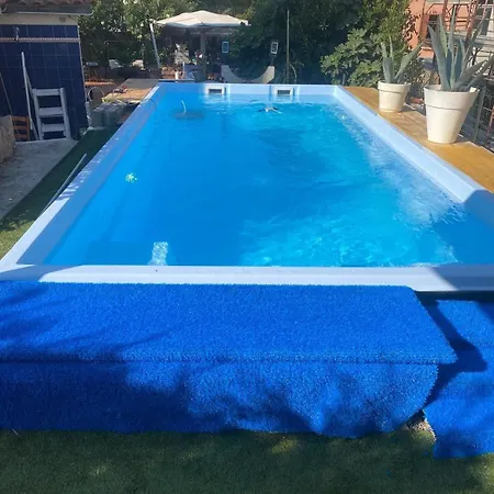Brorent Dimora Pascoli 4 Feriehus