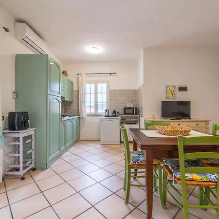 Brorent Dimora Pascoli 4 *